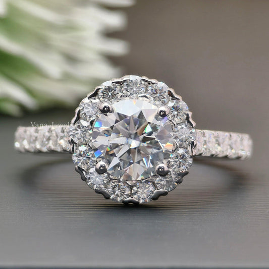 Round Cut Halo Moissanite Engagement Ring