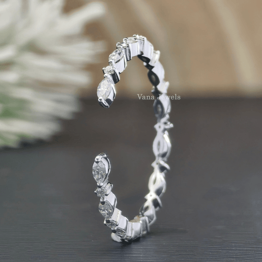 Marquise & round cut moissanite wedding band