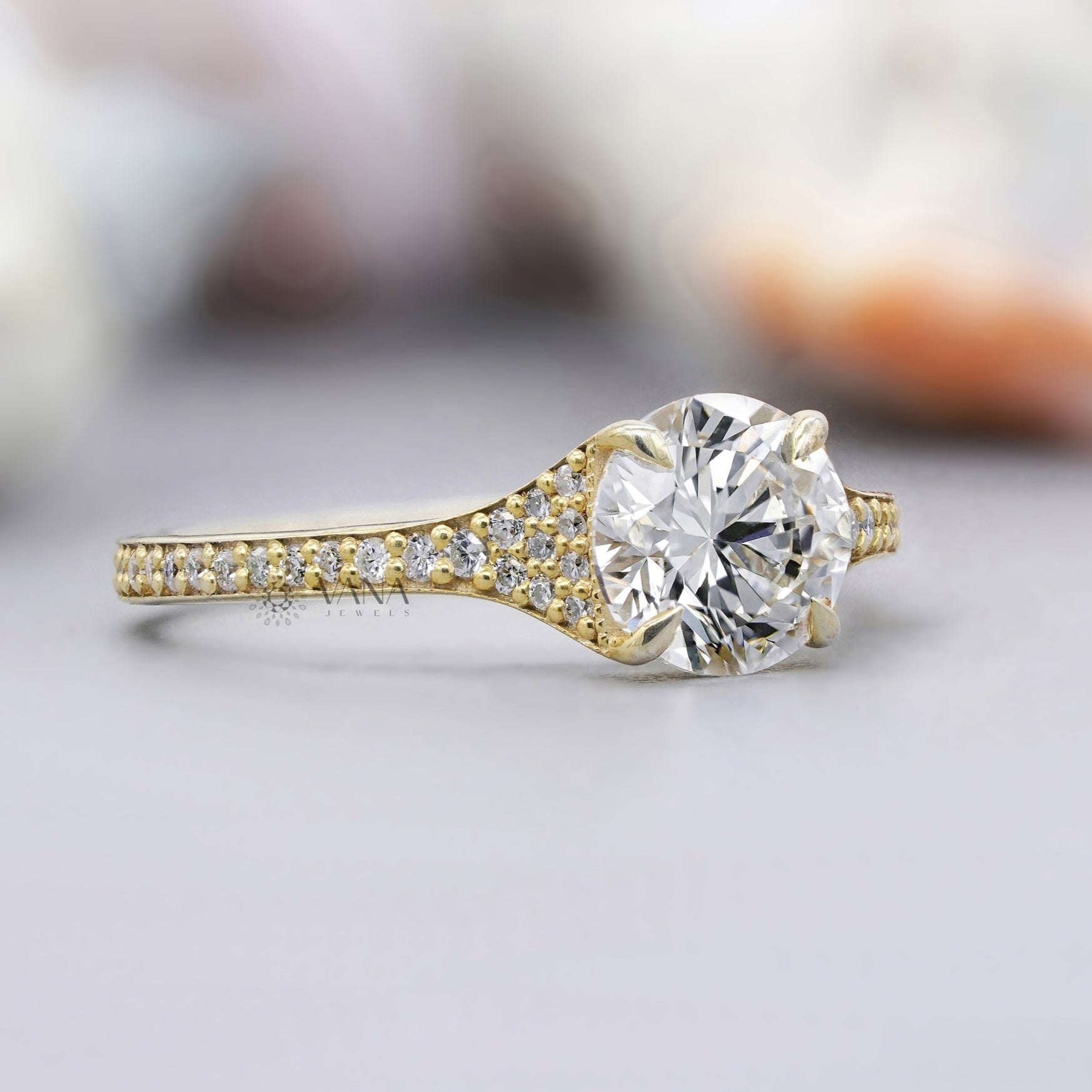 Round moissanite claw prong set ring for women