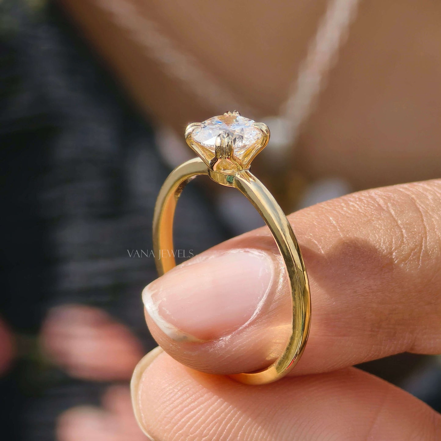 Round Cut Lab Grown Diamond Solitaire Engagement Ring