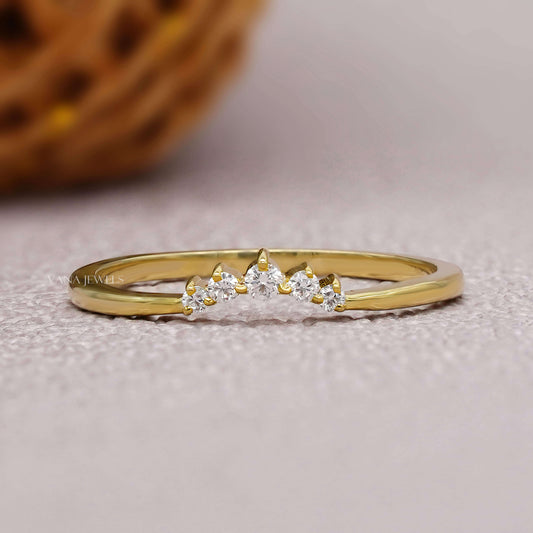 Five Stone Round Cut Moissanite Curved Wedding Band