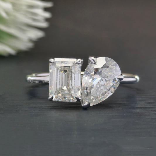 Toi et moi moissanite ring