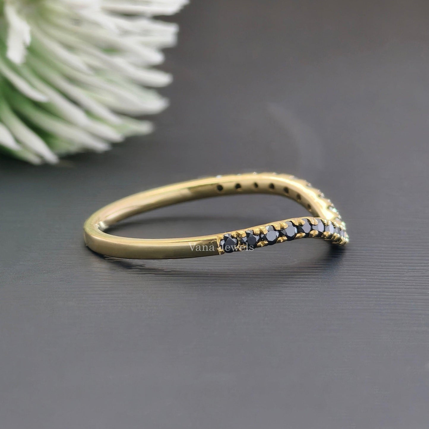 Round Black Moissanite Yellow Gold Band