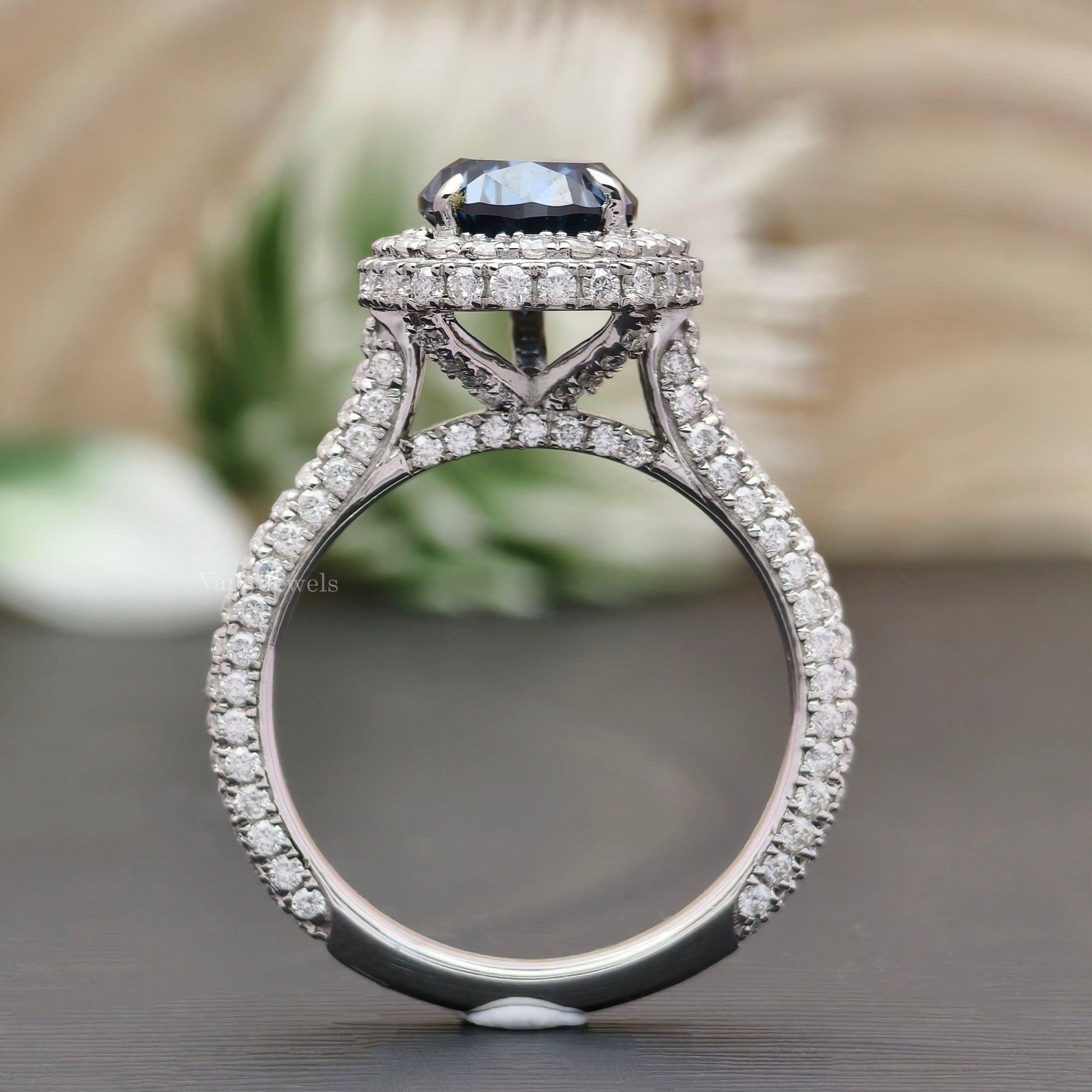 Vintage moissanite anniversary ring for women