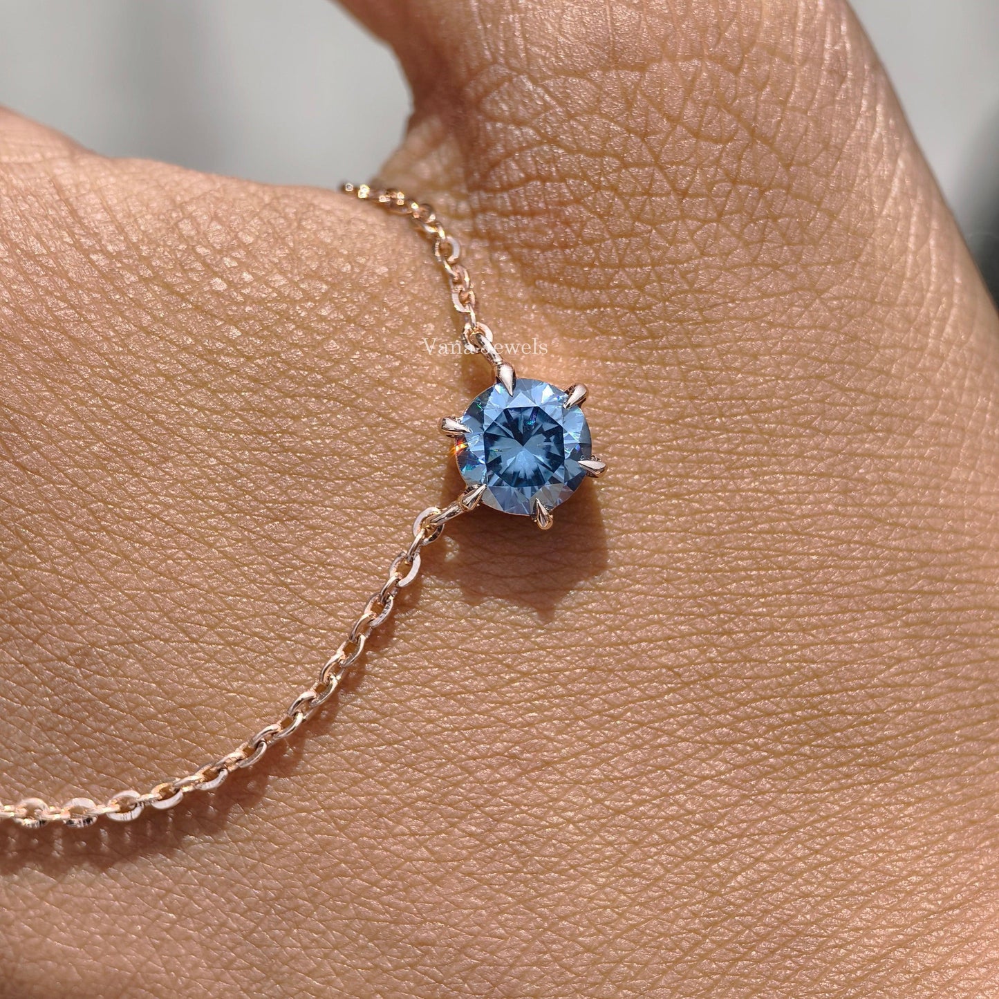 Solitaire moissanite wedding pendant with round dark blue