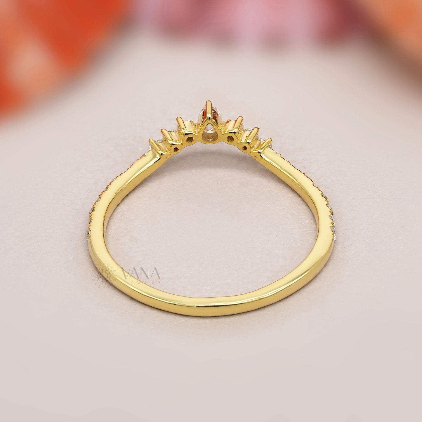 lab grown diamond wedding band