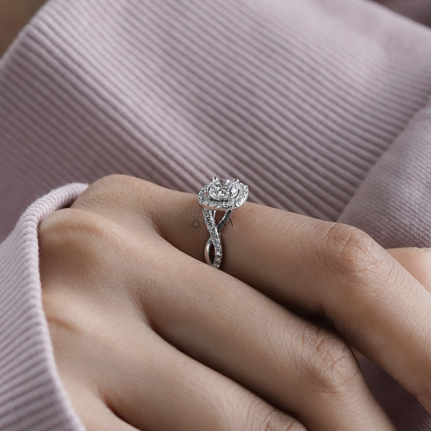 10K White Gold Twisted Halo Ring