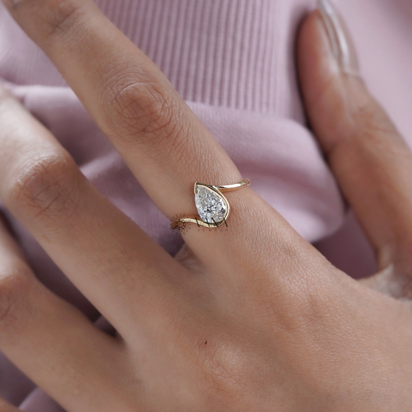 Solitaire Pear Shape Lab Diamond Ring