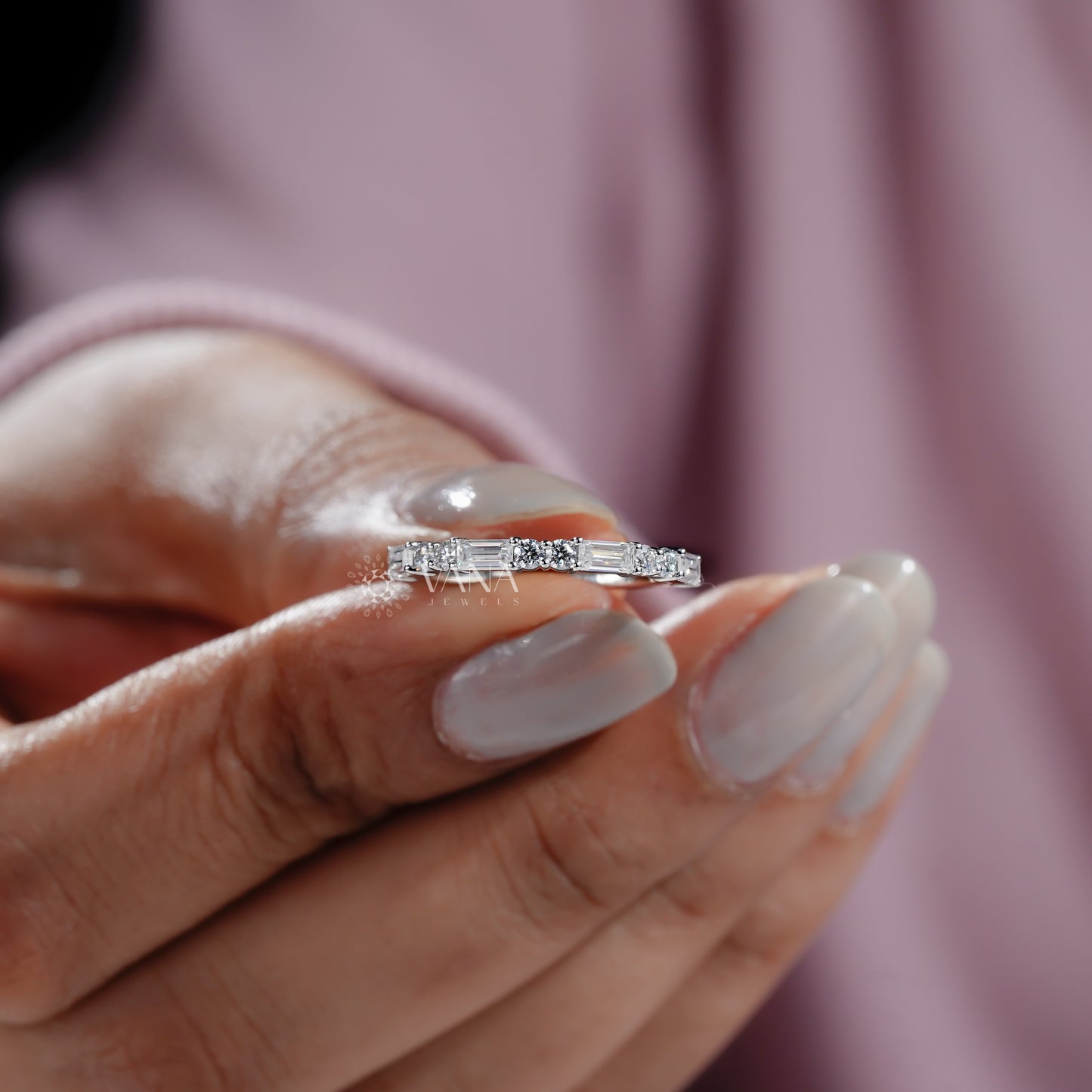 lab grown diamond wedding band