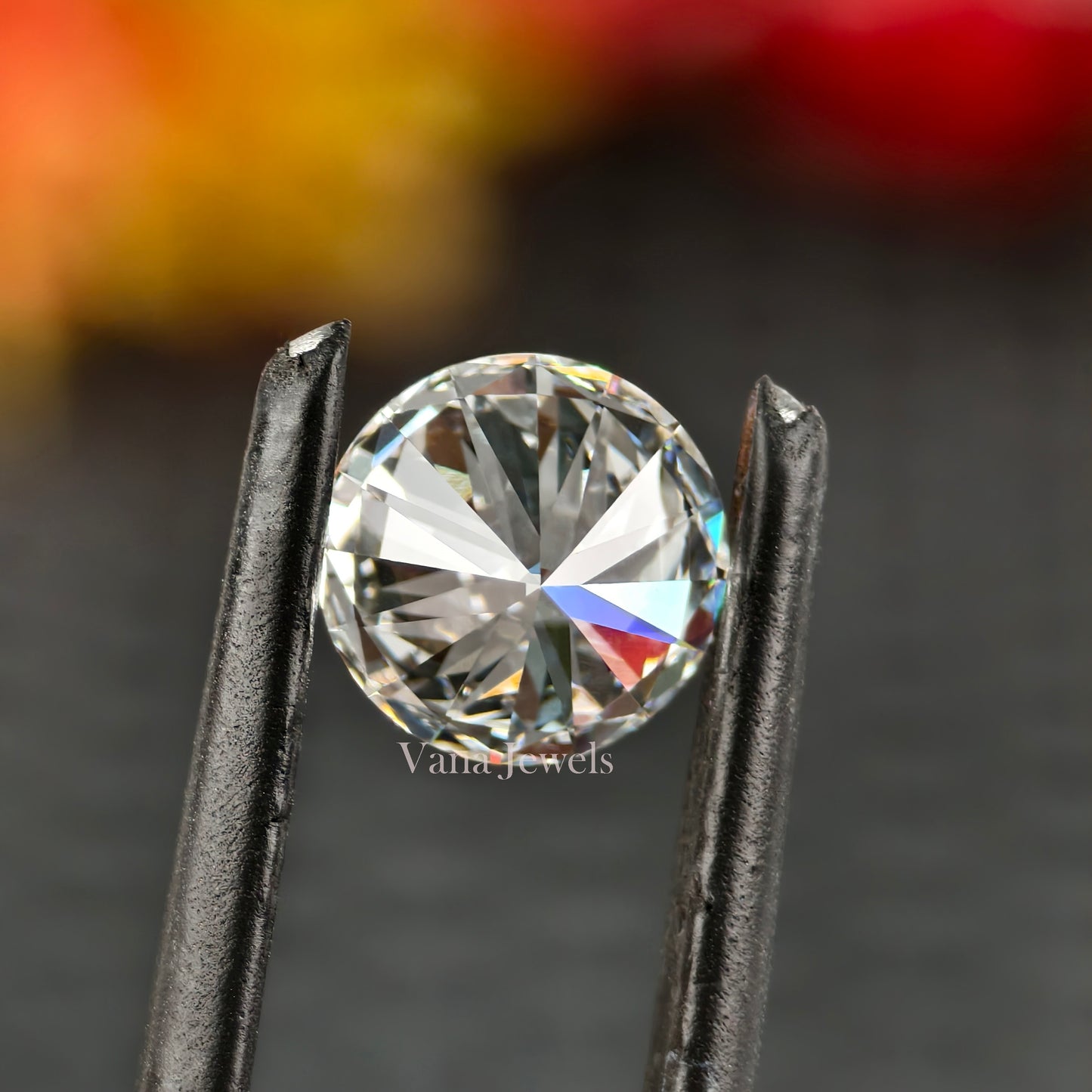 Loose lab diamond round brilliant shape ideal for engagement rings and fine jewelry