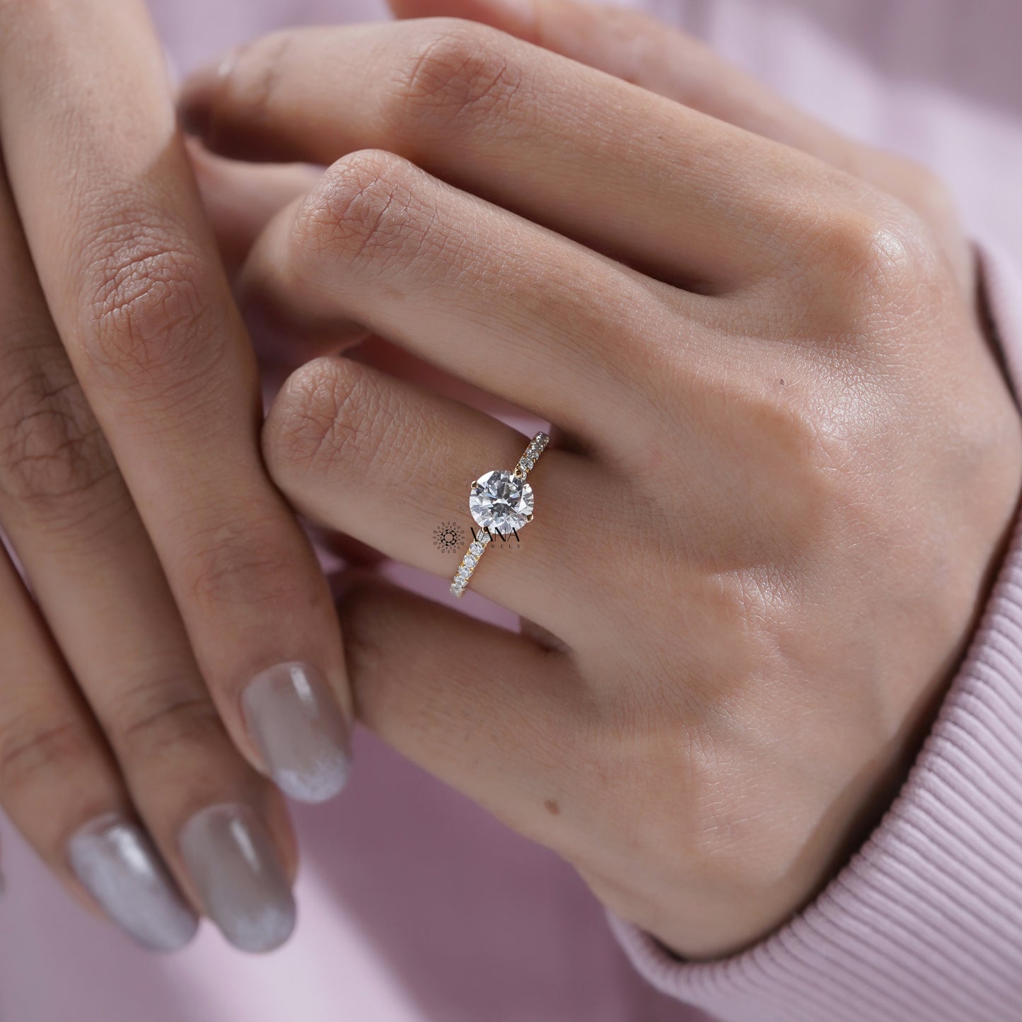 modern yellow gold diamond ring for women