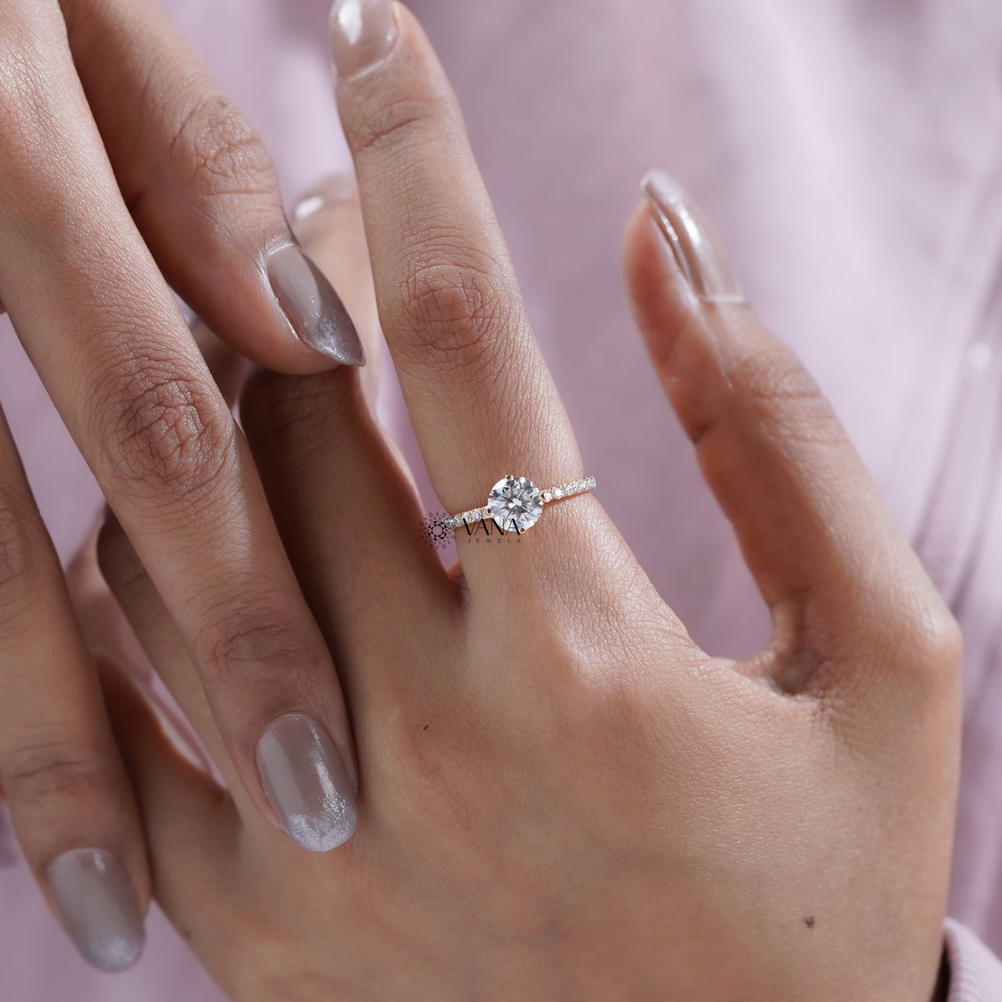 sustainable round cut proposal ring