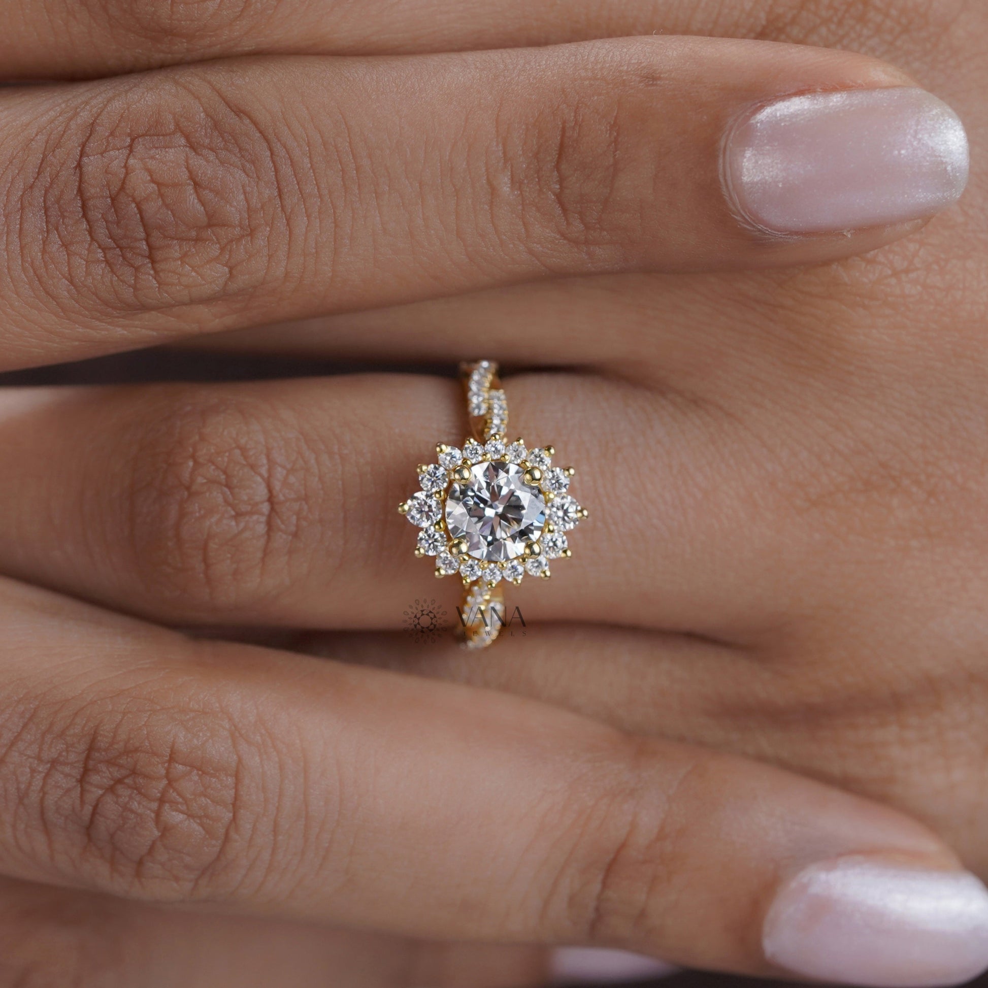 Yellow gold bridal halo ring