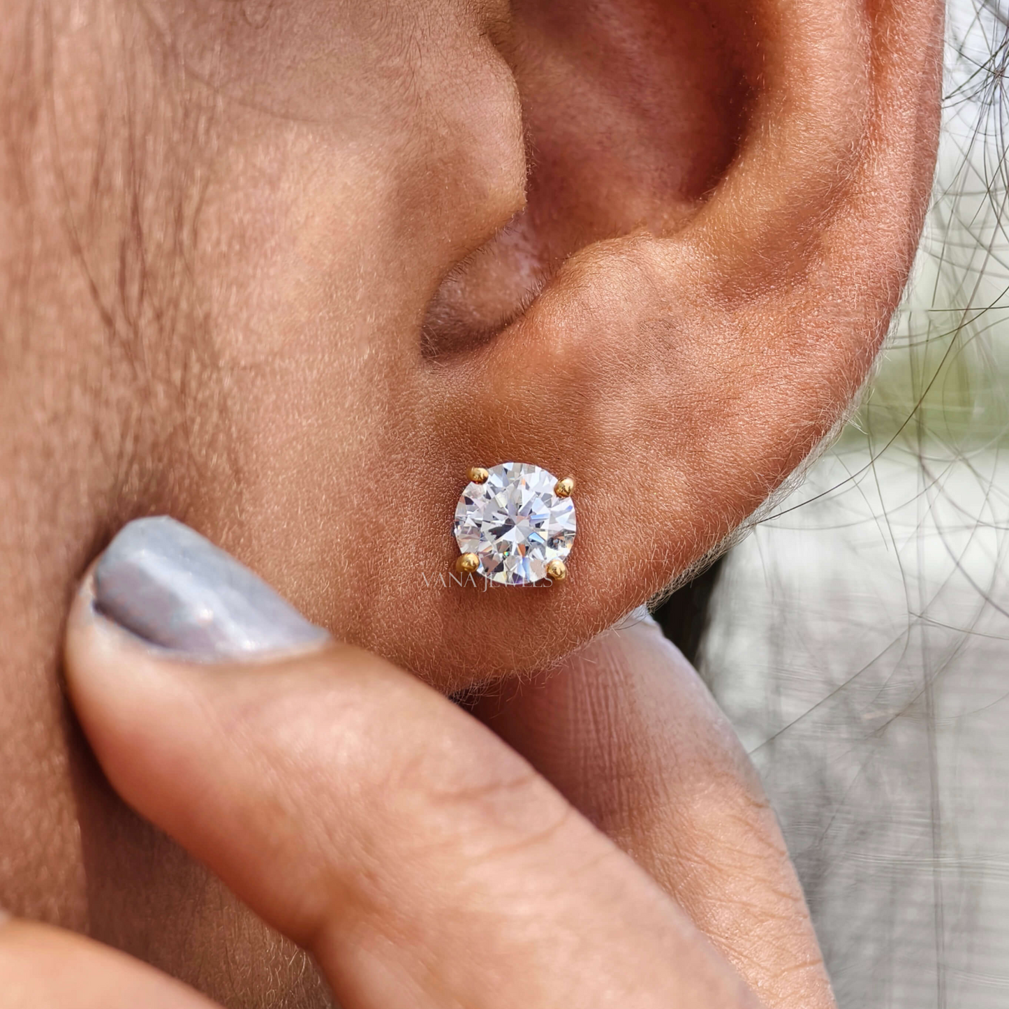 1.60 TCW Round Moissanite Stud Earrings - Screw Back Earrings