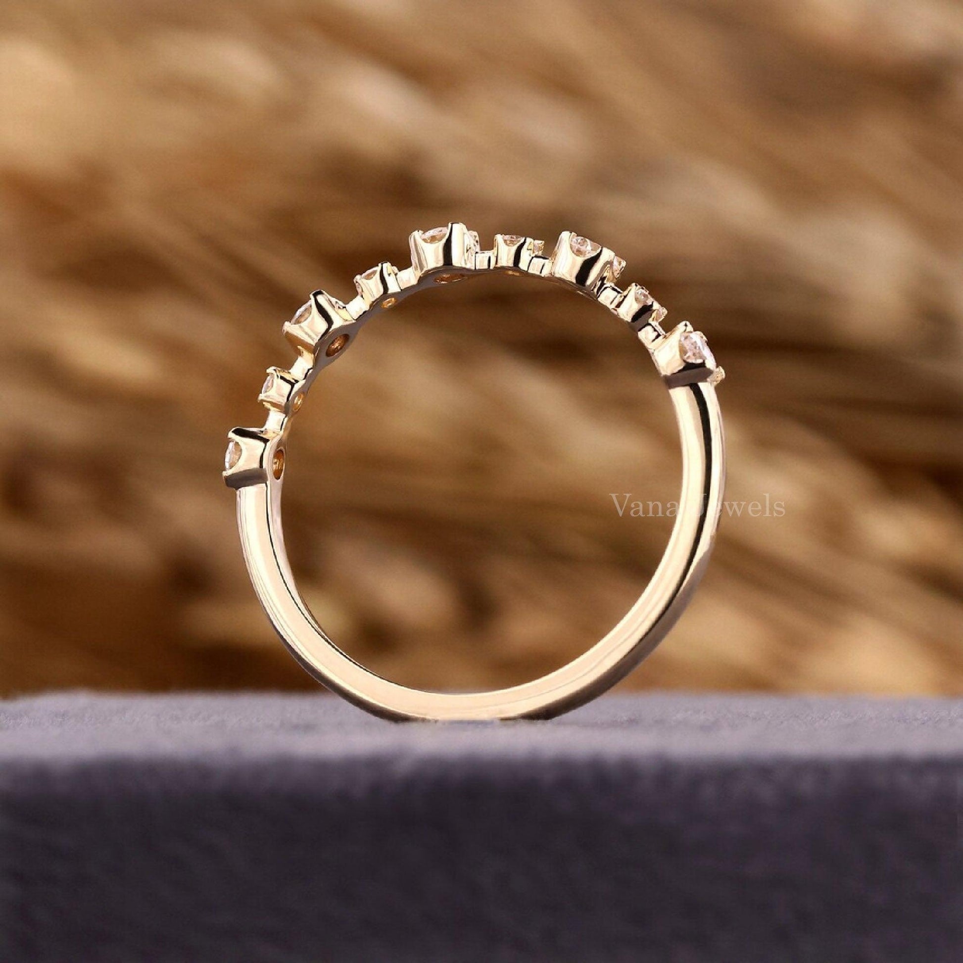 Round Cut Lab Grown Floating Bubble Wedding Band - Vana Jewels