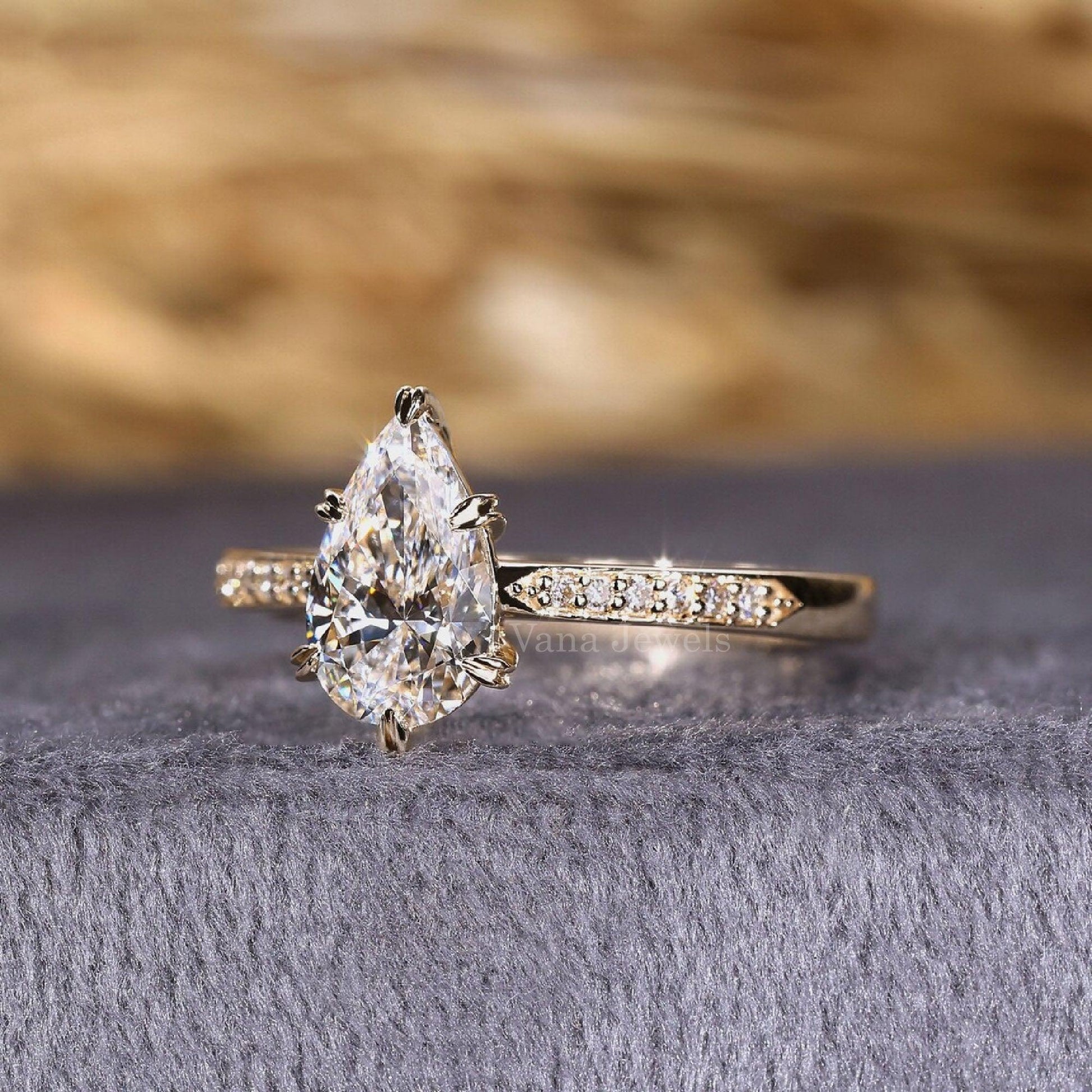 Pear Shaped Lab Grown Diamond Engagement Ring - Vana Jewels