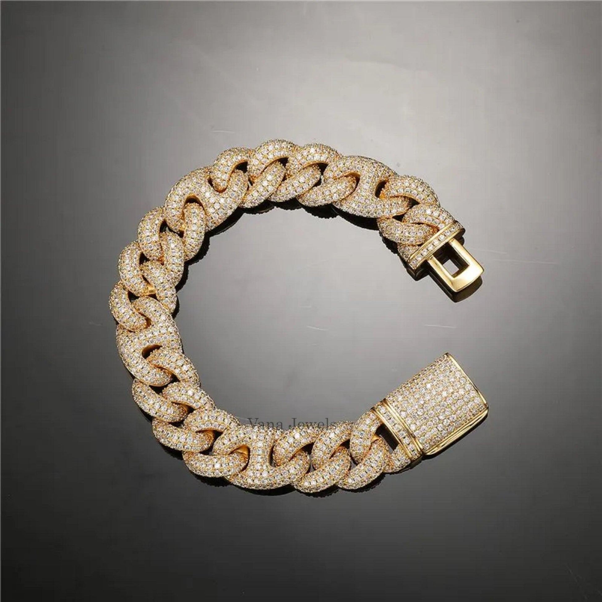 16MM Customized VVS Moissanite Cuban Link Bracelet - Vana Jewels