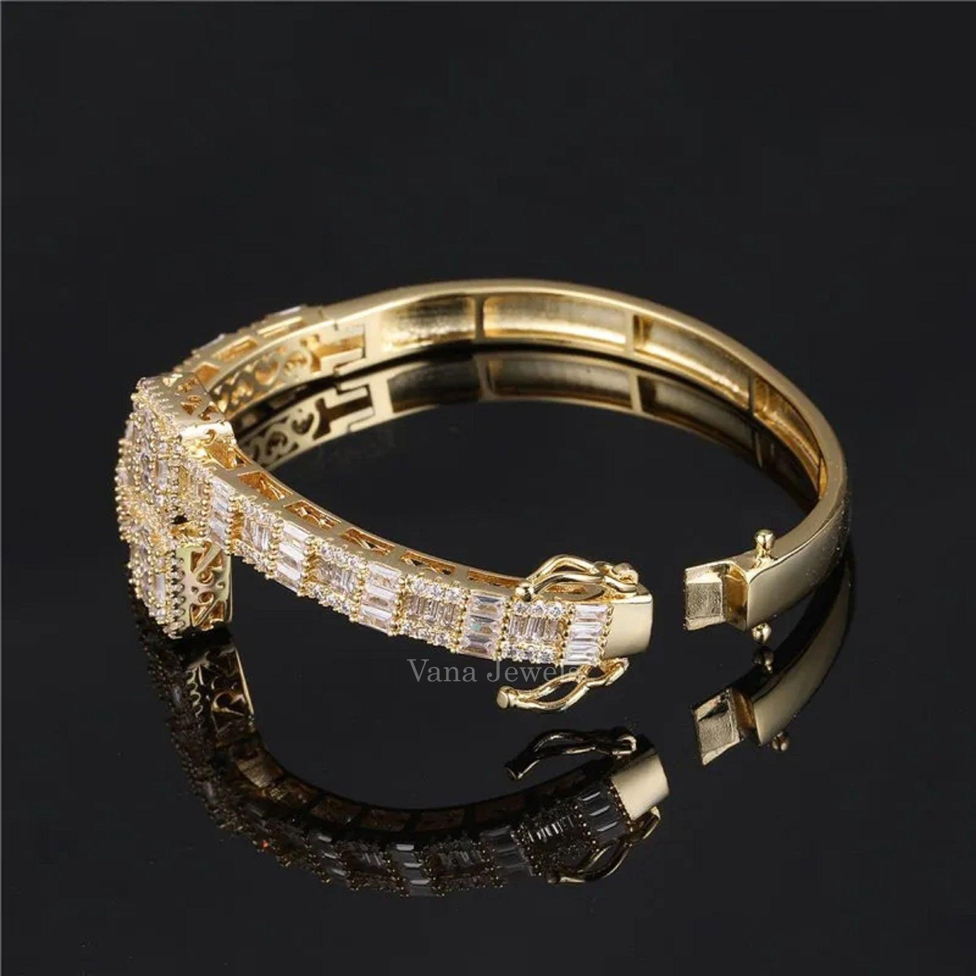 Hip Hop Jewelry Iced Out Moissanite Bracelet - Vana Jewels