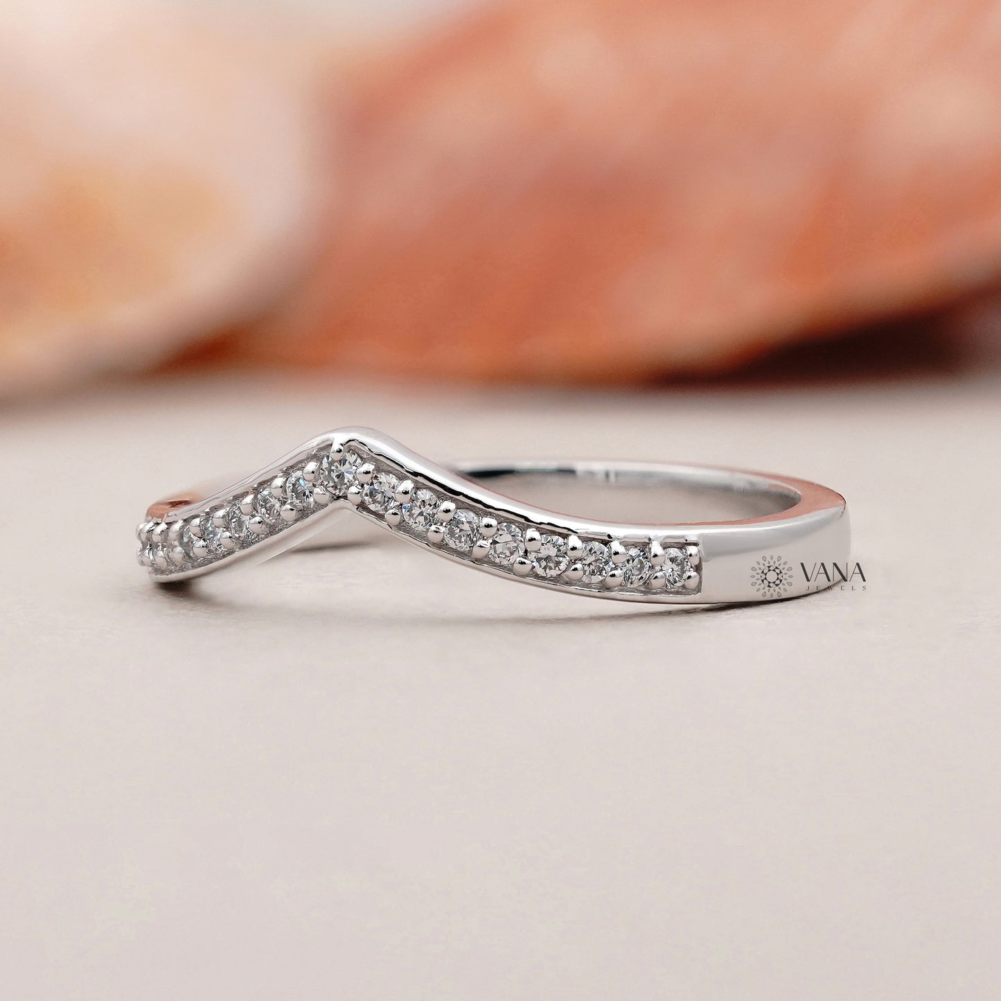 Lab grown diamond chevron stackable band