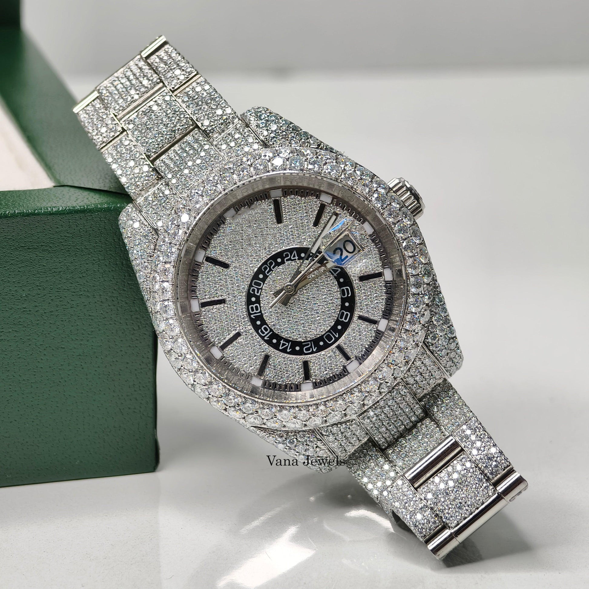 Luxury Moissanite Watch, Round Cut VVS Moissanite Diamond Watch - Vana Jewels