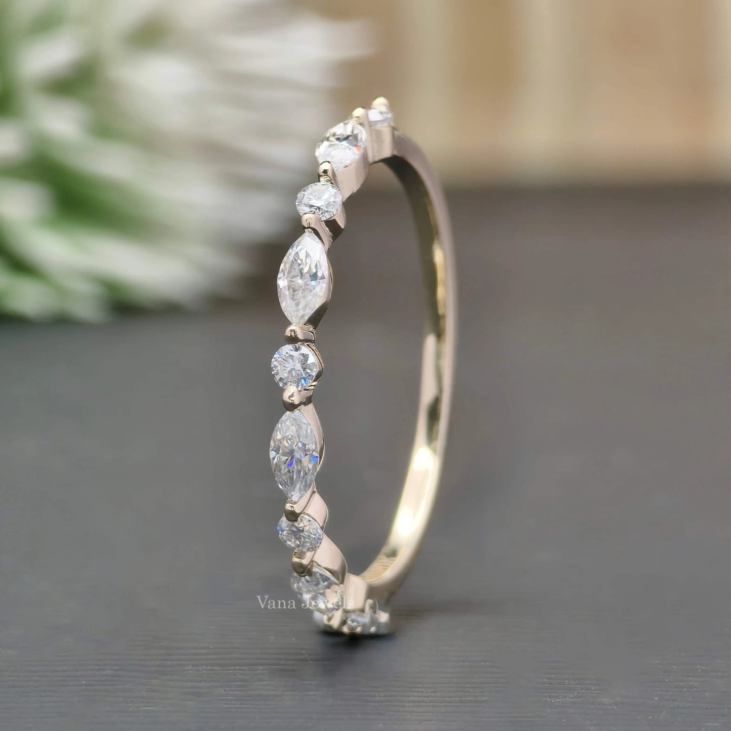 Amazing 3.5 TCW Oval Cut Moissanite Bridal Ring Set