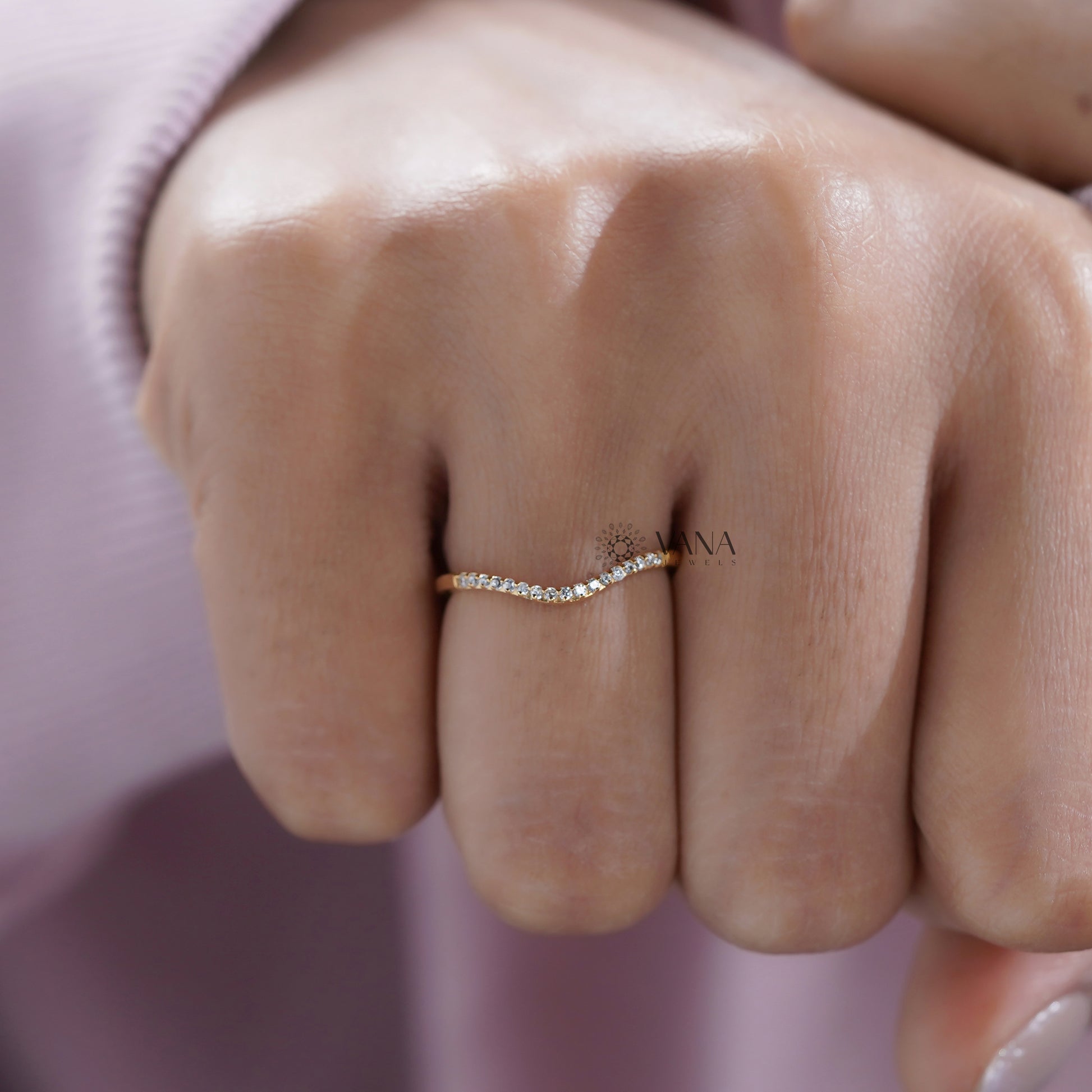 Stackable chevron ring with lab diamonds
