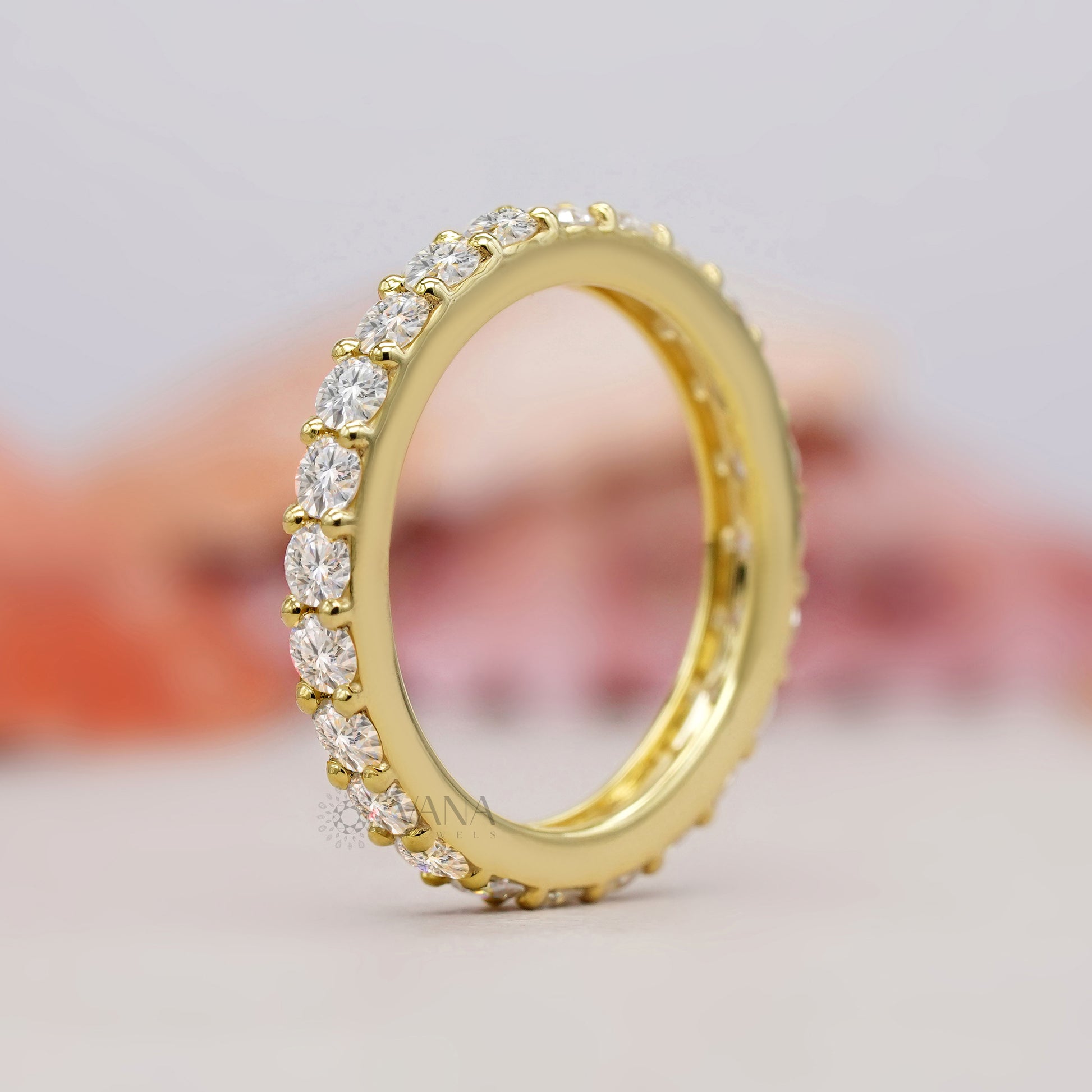 Stackable pavé wedding ring

