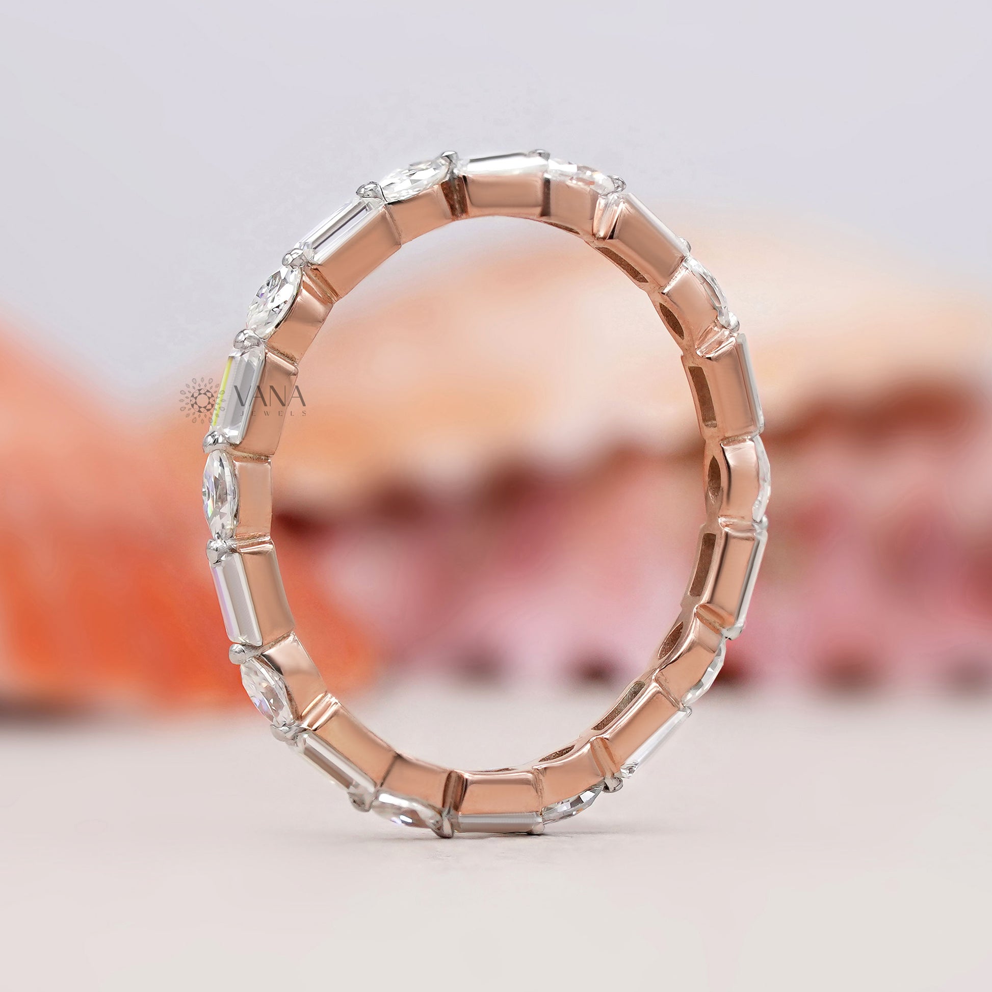 Unique wedding band for her
