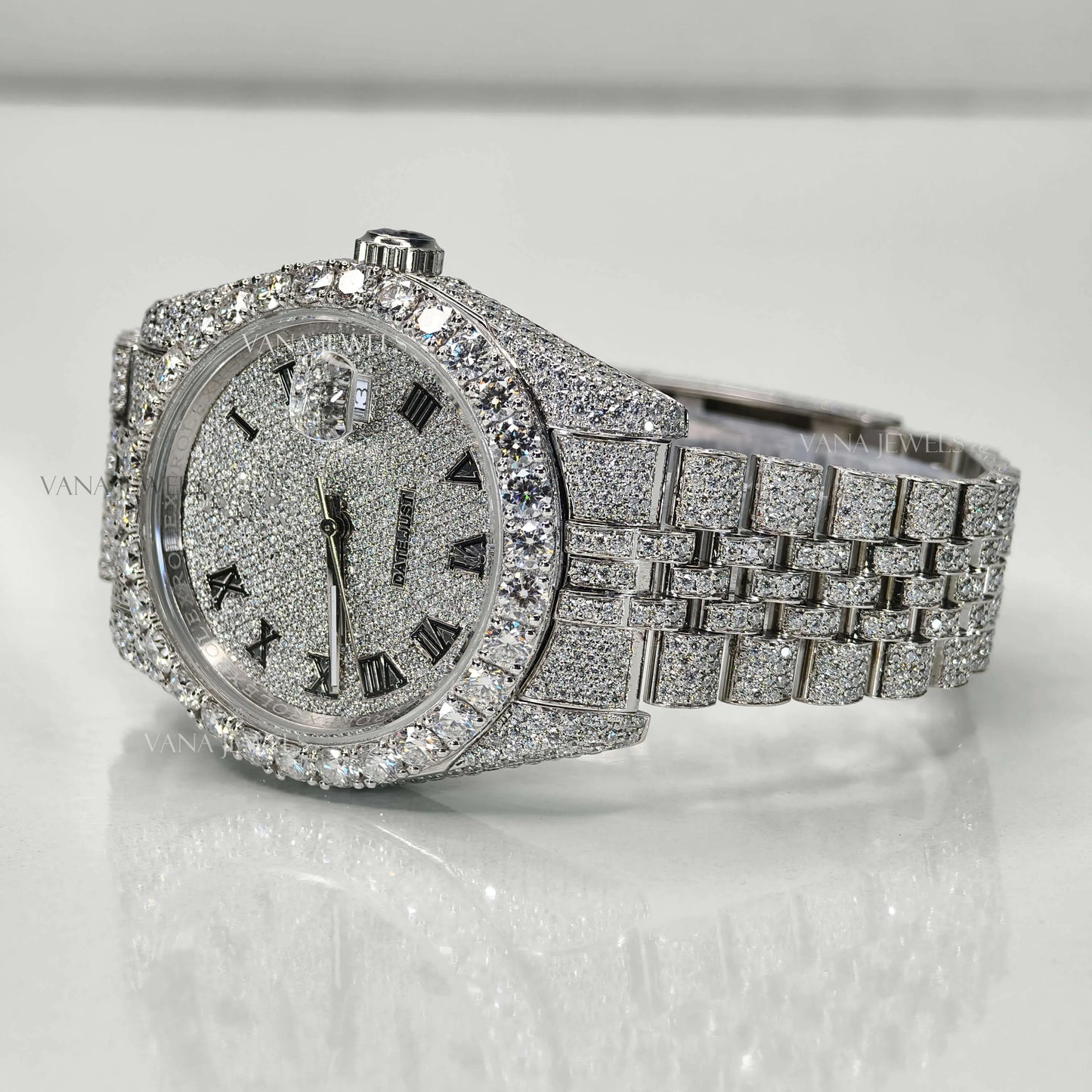 Exquisite Moissanite Studded Watch, Fully Iced Out Diamond Watch for Ultimate Luxury