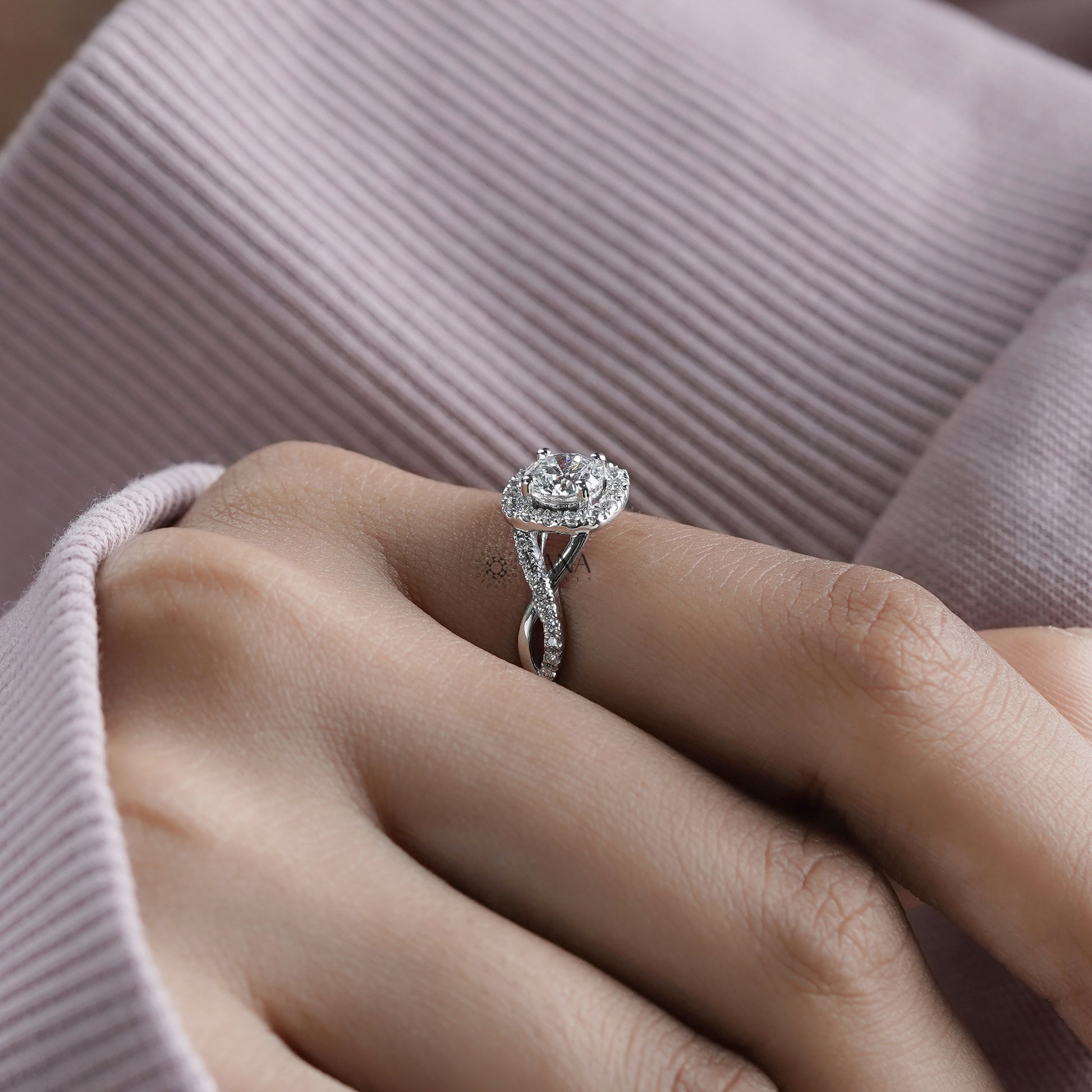 10K White Gold Twisted Halo Ring