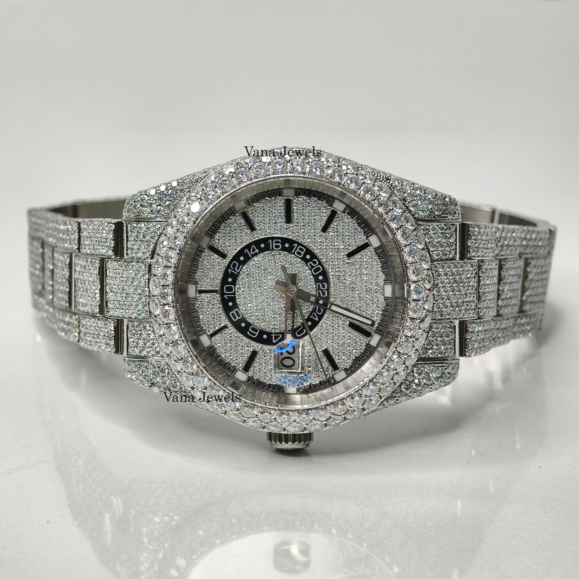 Luxury Moissanite Watch, Round Cut VVS Moissanite Diamond Watch - Vana Jewels