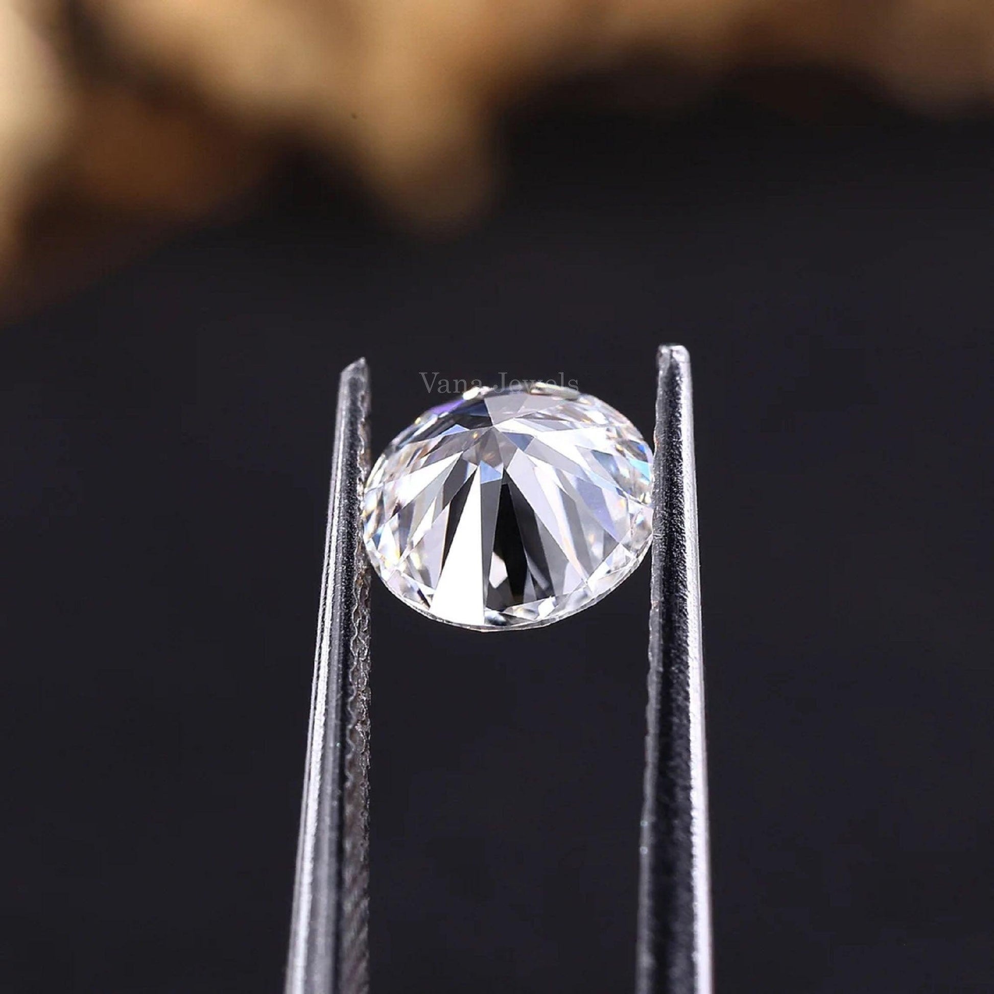 Round Brilliant Cut Diamond, Round Shaped Lab Grown Diamond for Custom Ring - Vana Jewels