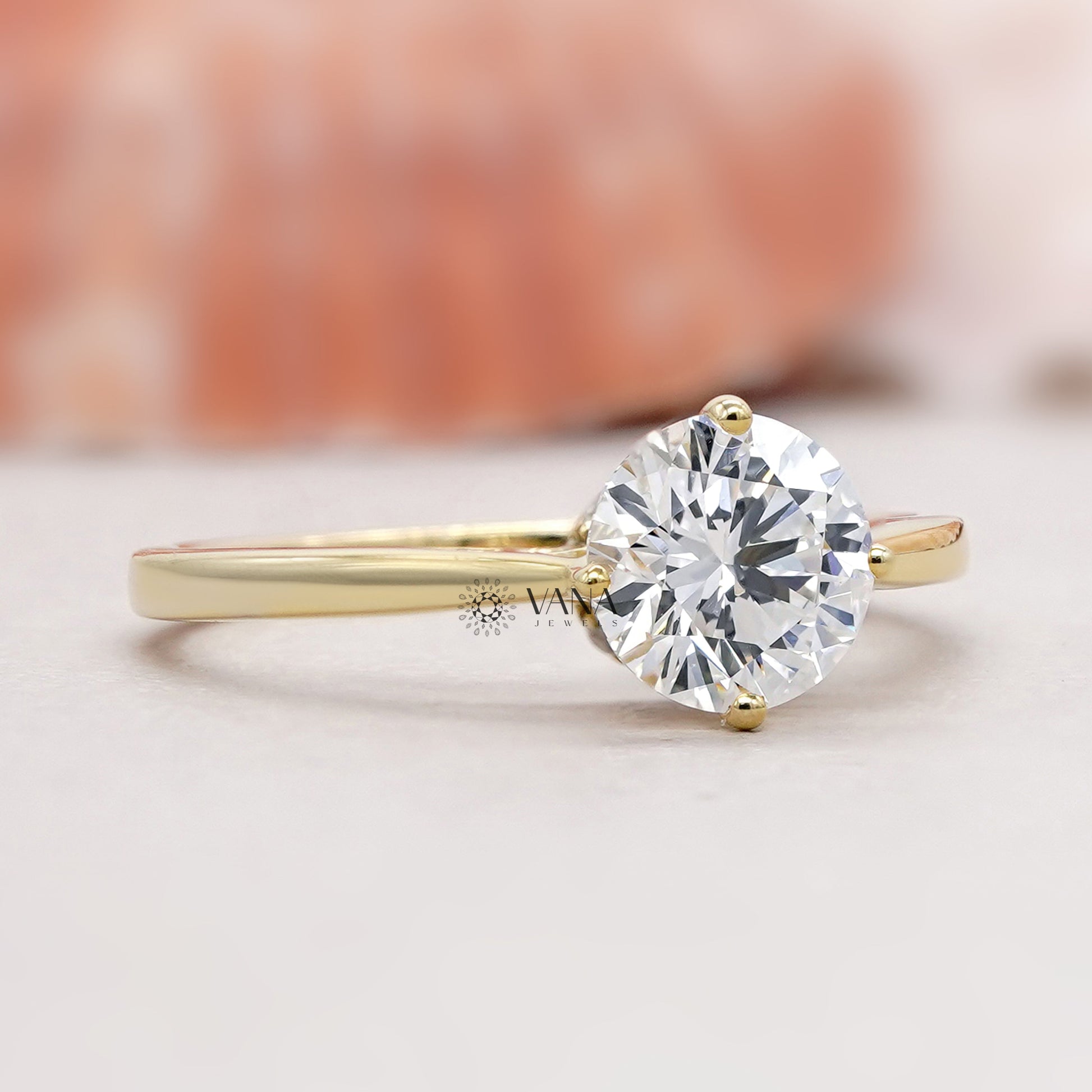 sustainable round diamond engagement ring
