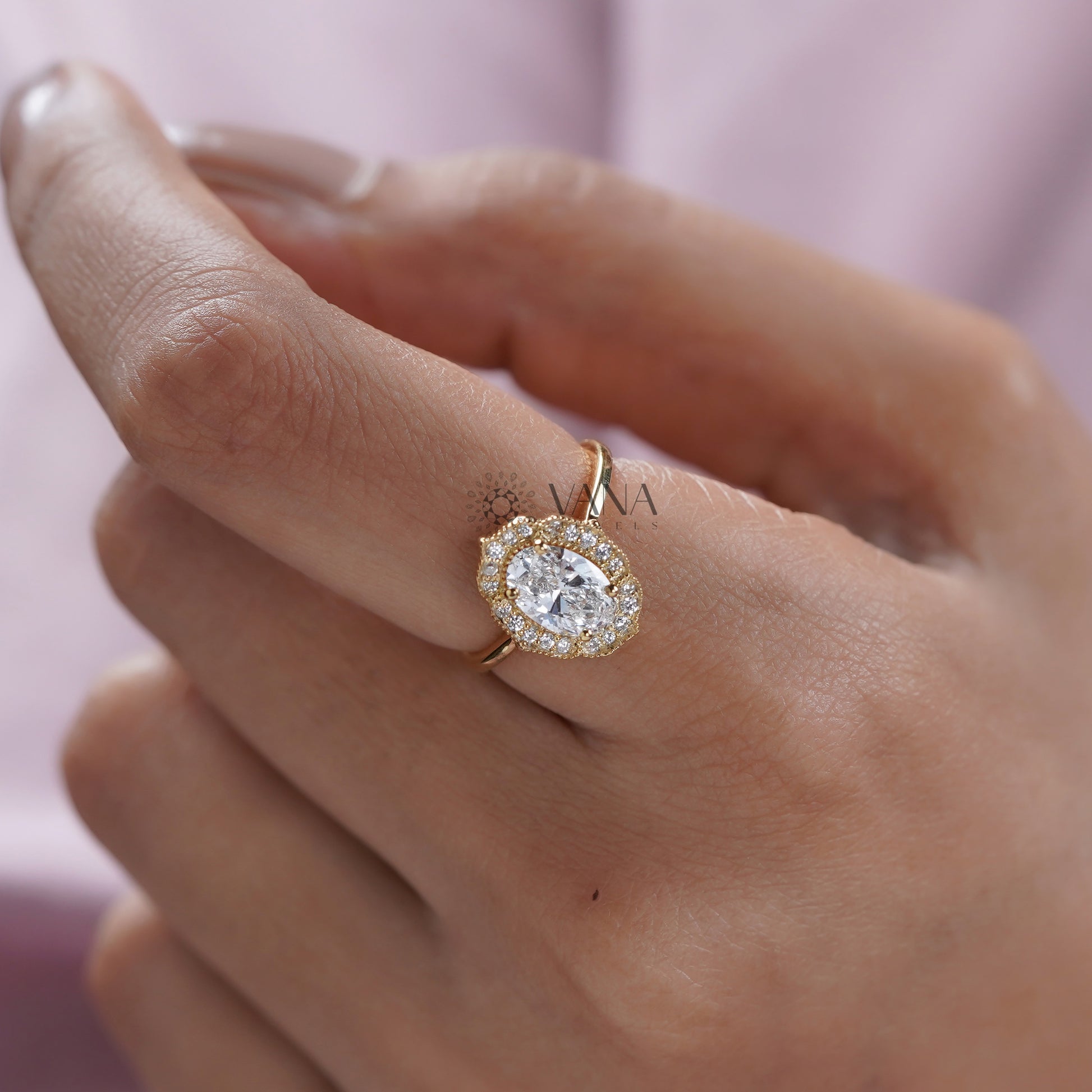 Yellow gold antique style engagement ring