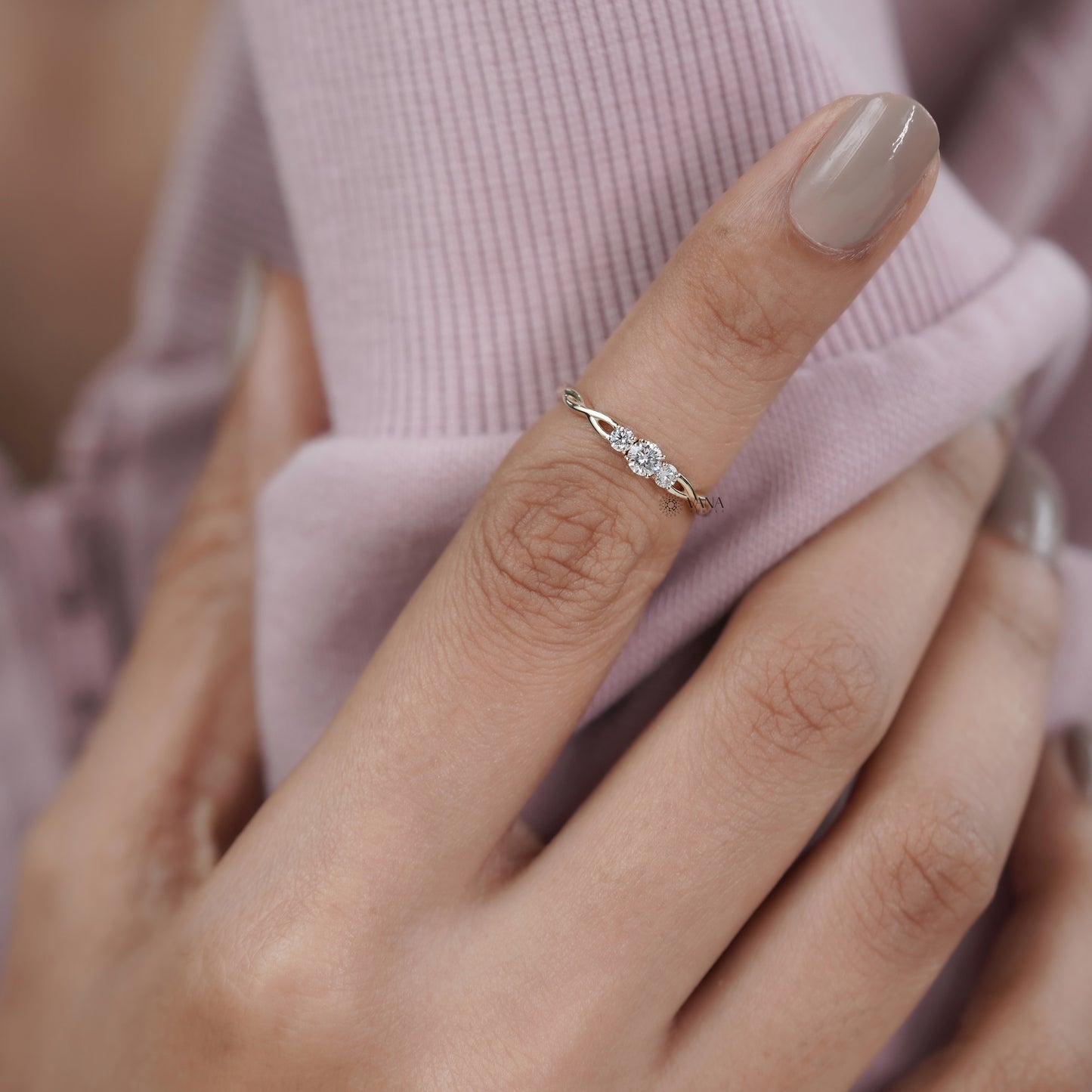 Minimalist Three Stone Round Lab Grown Diamond Twisted Wedding Band