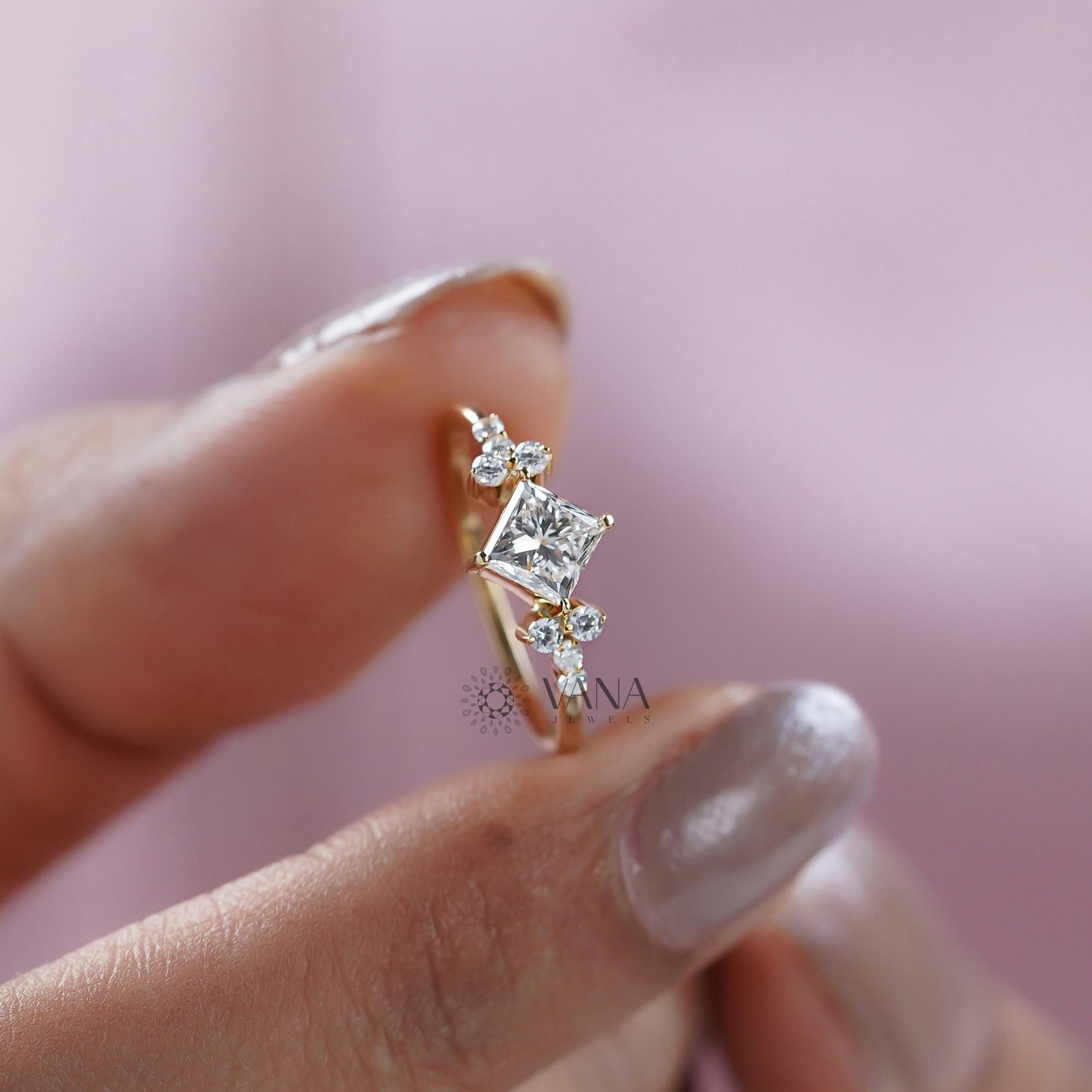 Handmade princess cut gold diamond ring
