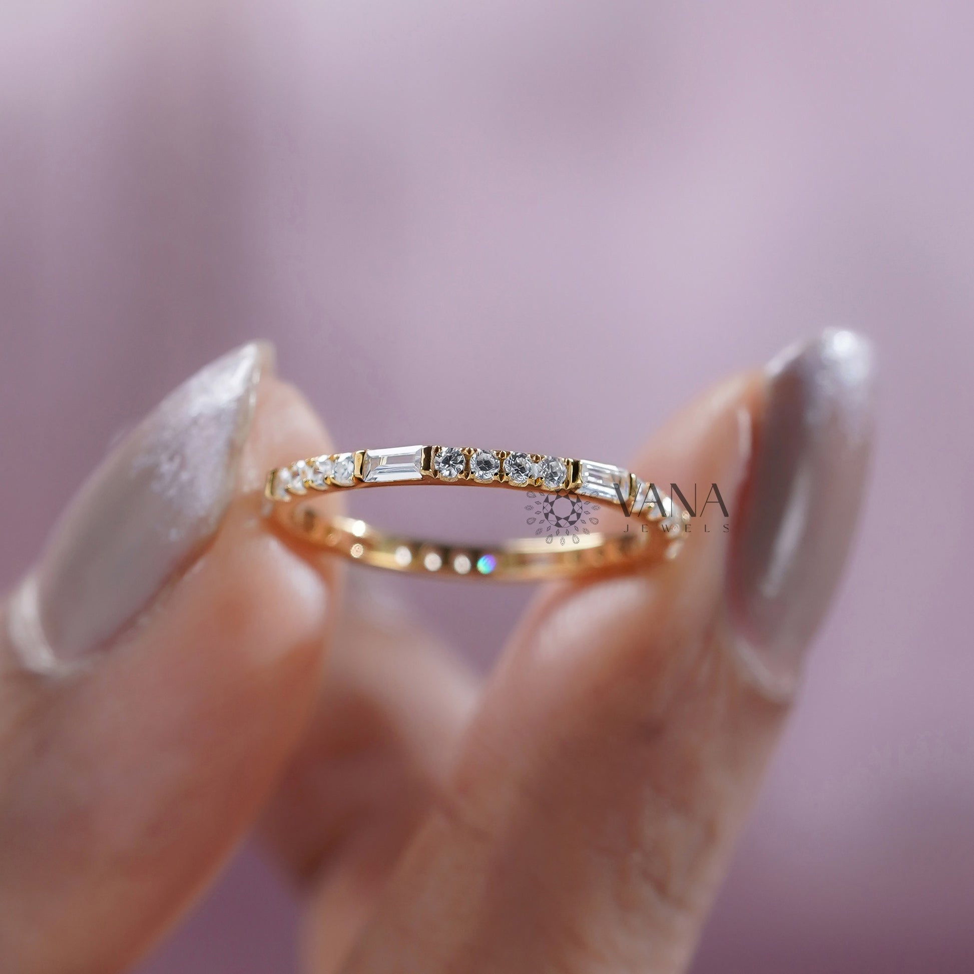 Alternating Baguette and Round Diamond Ring
