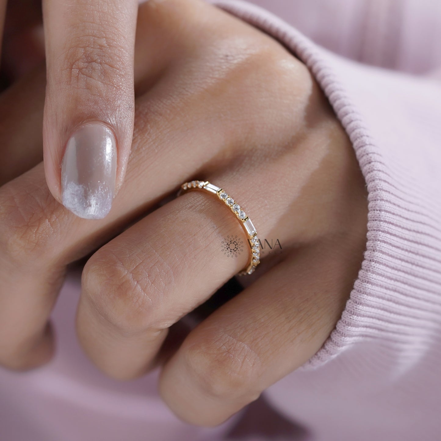 Everyday lab diamond band ring
