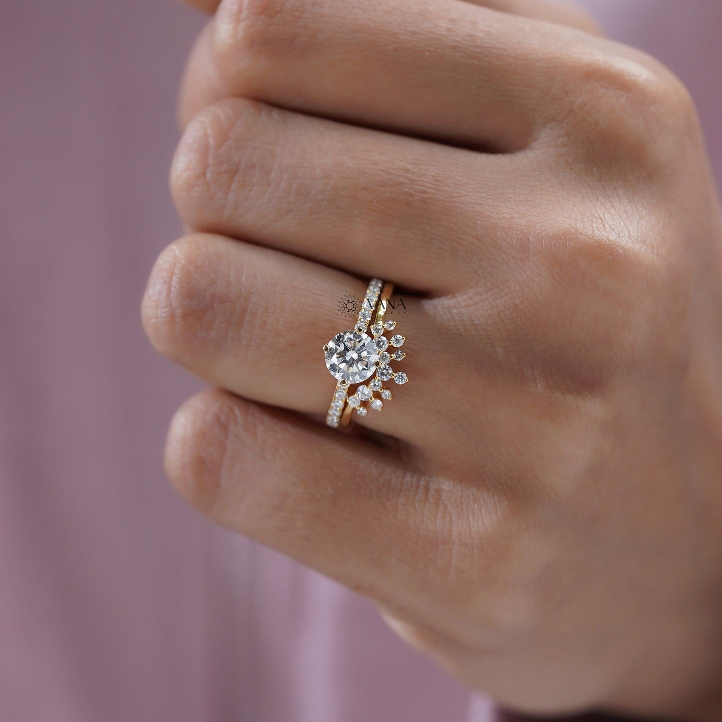 Round Diamond Engagement Ring Set with Tiara Wedding Band for Women