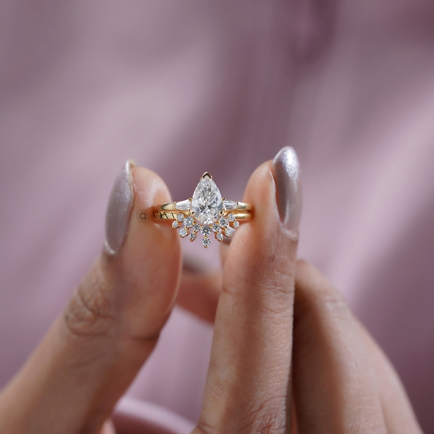 Three Stone Pear Cut Diamond Ring Set with Curved Style Band in Gold