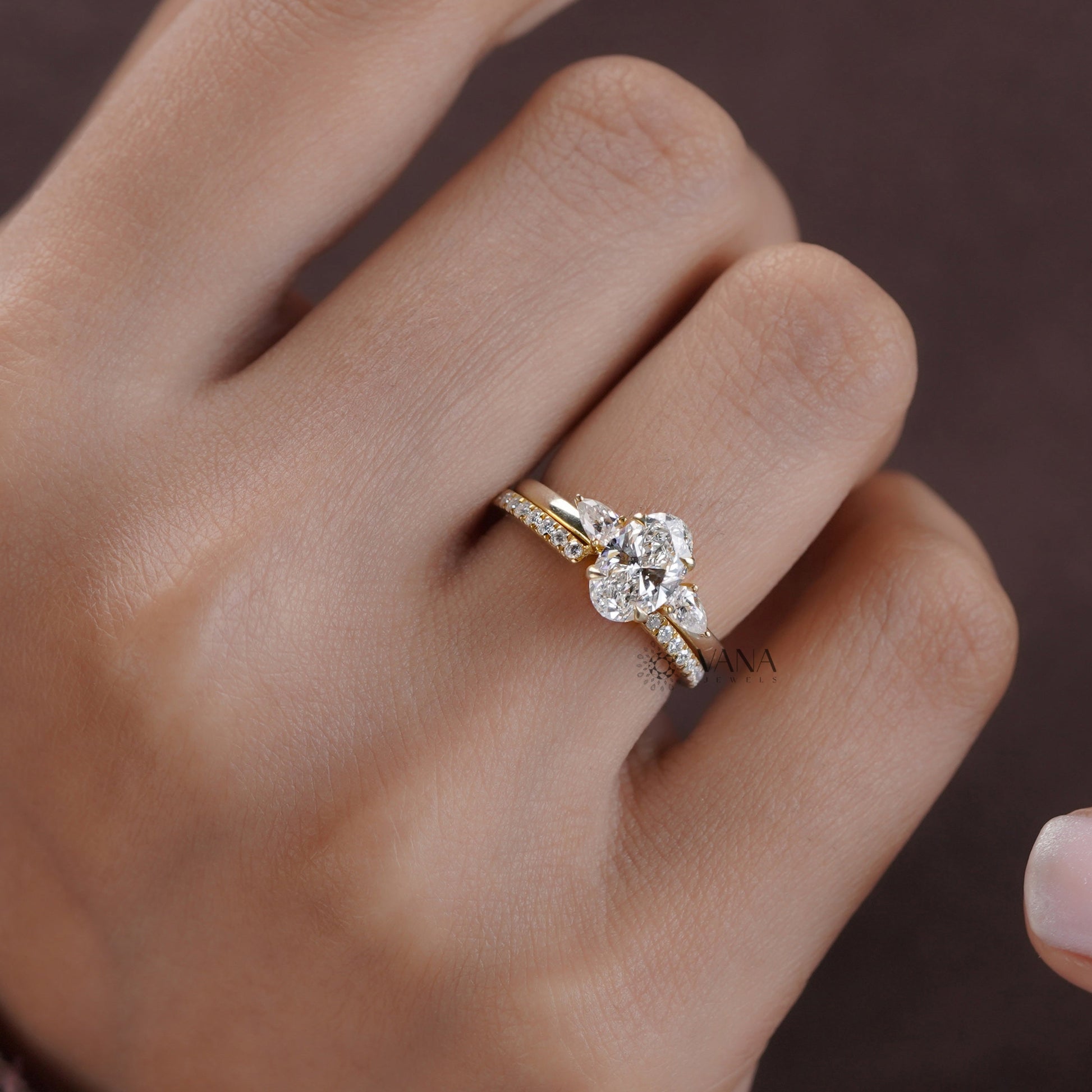 Unique bridal ring set for women